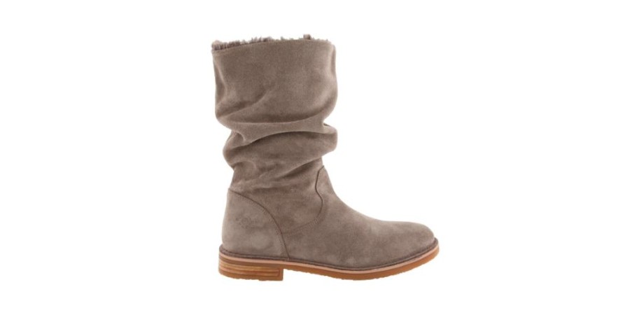 aQa A8836 - Damesschoenen